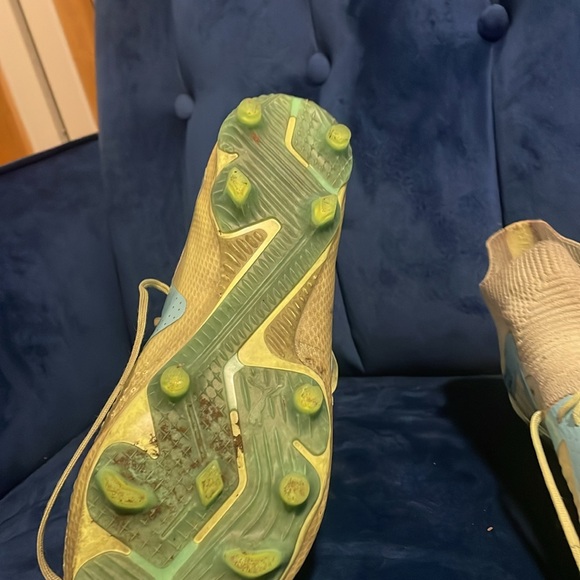 Puma Future Pro cleats Women’s 9 - Picture 3 of 6